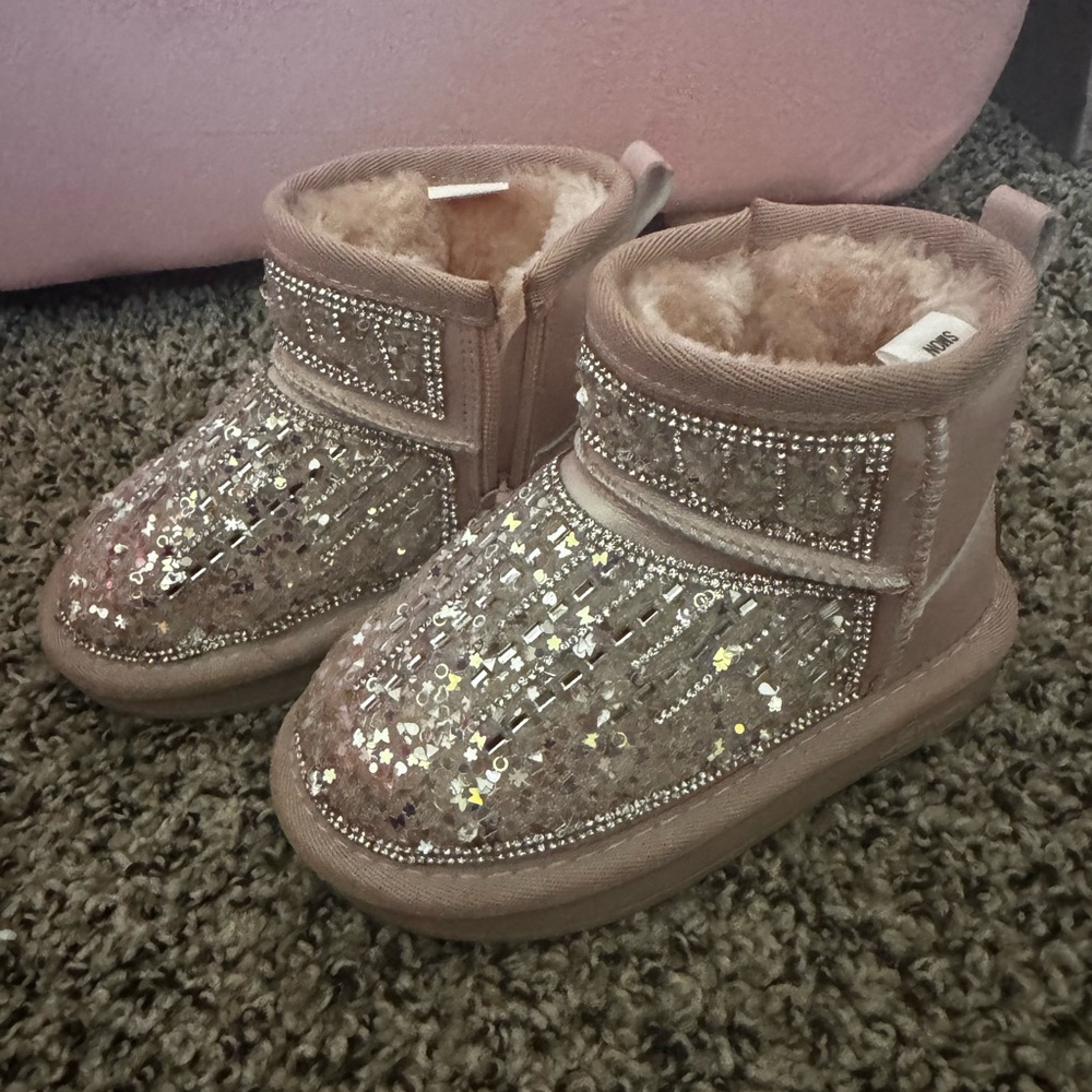 Sparkly Pink Baby Boots